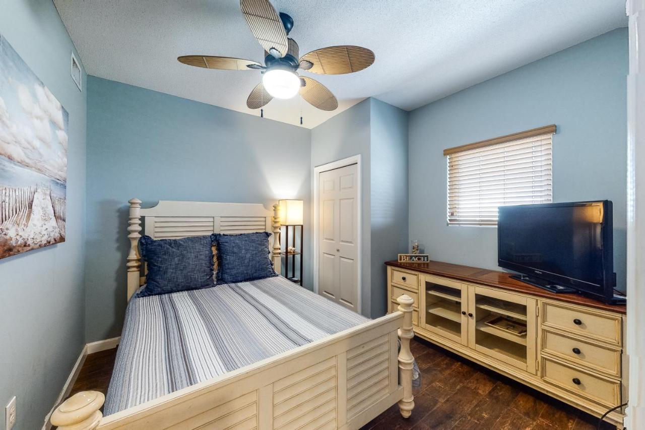 Sterling Reef 404 Apartment